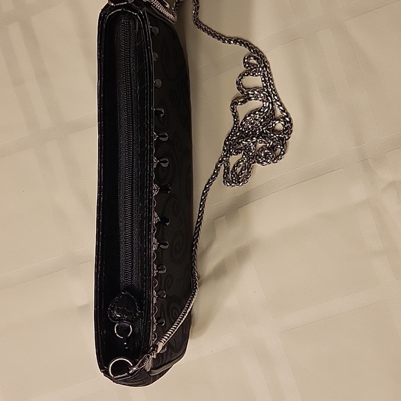 Brighton evening Crossbody Black and Silver tone hardware - Picture 5 of 9